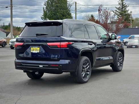 New 2026 Toyota Sequoia Platinum AWD/4WD image 5