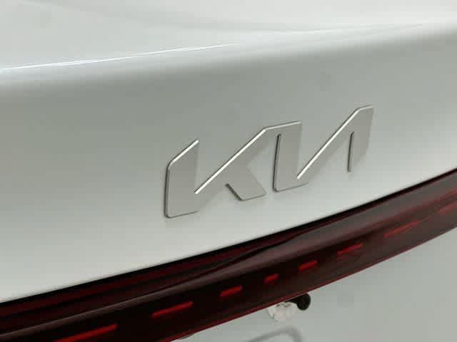 Used 2023 Kia Forte LXS FWD image 25