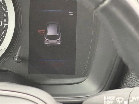 Certified 2022 Toyota Corolla Cross LE image 15