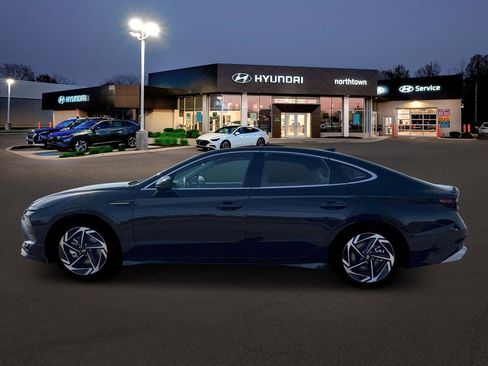 New 2026 Hyundai Sonata SEL image 3