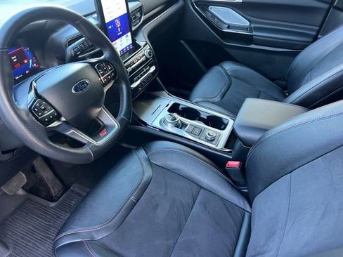 Used 2023 Ford Explorer ST w/ Equipment Group 401A AWD/4WD image 10