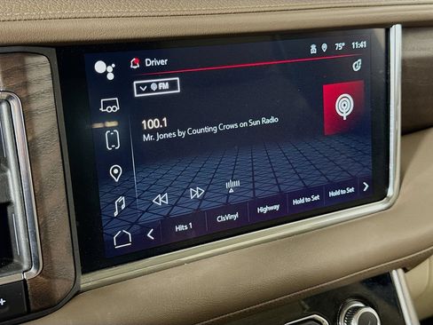 Used 2023 GMC Yukon Denali RWD image 14