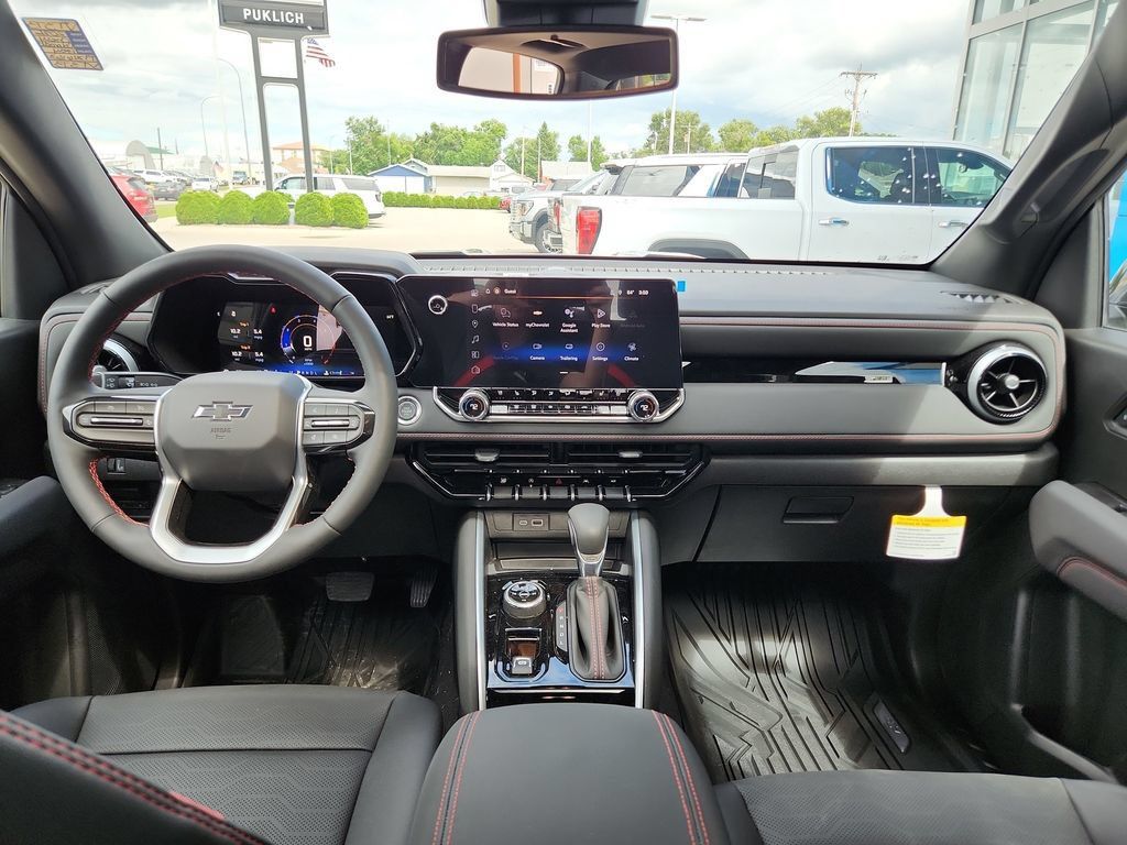 New 2026 Chevrolet Colorado Z71 w/ Midnight Edition AWD/4WD image 14