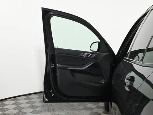 Used 2025 BMW X5 xDrive50e w/ M Sport Package image 30