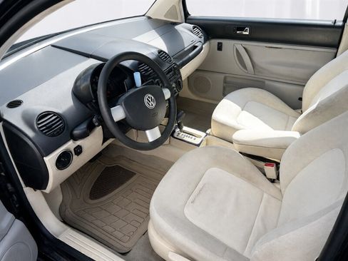 Used 2002 Volkswagen Beetle GLS FWD image 6