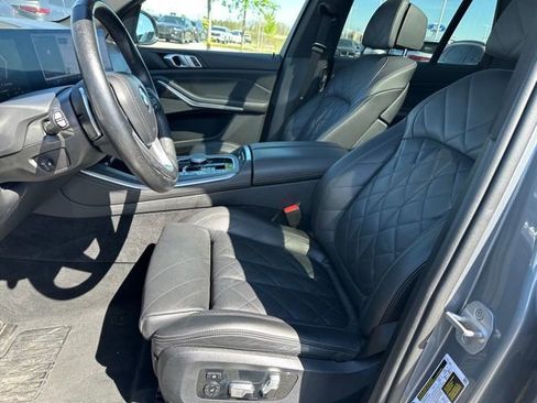 Used 2024 BMW X5 xDrive40i w/ Premium Package AWD/4WD image 17