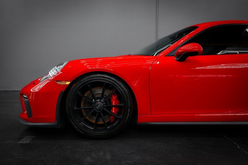 Used 2018 Porsche 911 GT3 w/ Sport Chrono Package RWD image 5