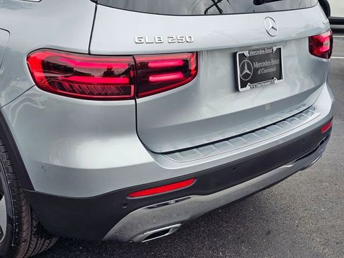 New 2026 Mercedes-Benz GLB 250 4MATIC image 13