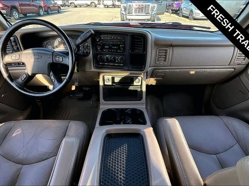 Used 2006 Chevrolet Silverado 2500 W/T w/ Skid Plate Package AWD/4WD image 7
