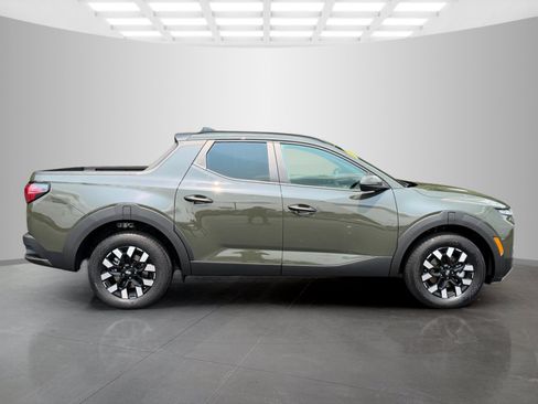Used 2026 Hyundai Santa Cruz SEL FWD image 6