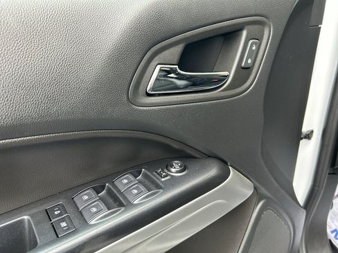 Used 2022 Chevrolet Colorado ZR2 AWD/4WD image 18