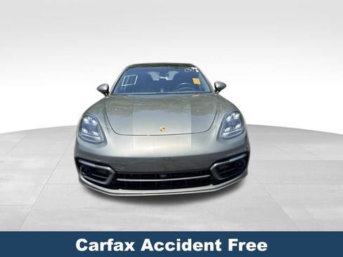 Used 2023 Porsche Panamera RWD image 3