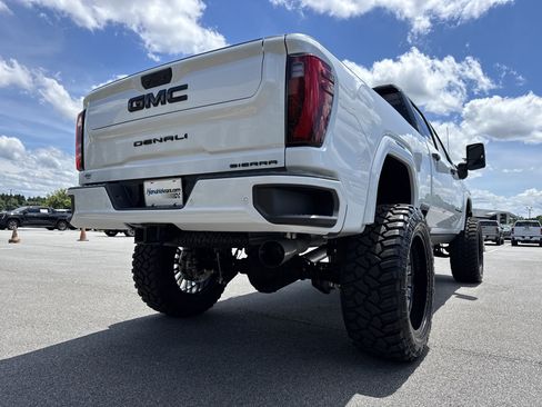 Used 2026 GMC Sierra 2500 Denali Ultimate w/ Max Trailering Package AWD/4WD image 10