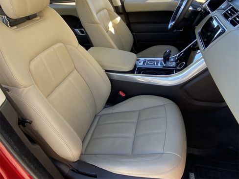 Used 2021 Land Rover Range Rover Sport SE image 10