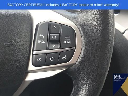 Used 2024 Ford Explorer XLT AWD/4WD image 41