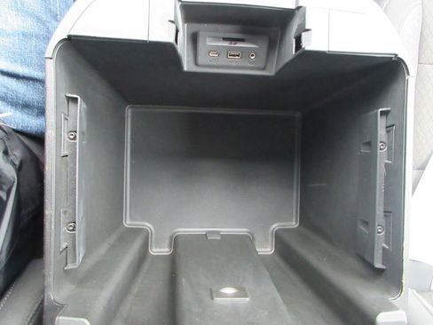 Used 2020 Chevrolet Silverado 1500 LT Trail Boss image 32