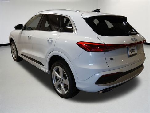 New 2025 Audi Q5 Premium Plus image 3
