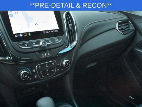 Used 2024 Chevrolet Equinox RS w/ RS Leather Package image 15