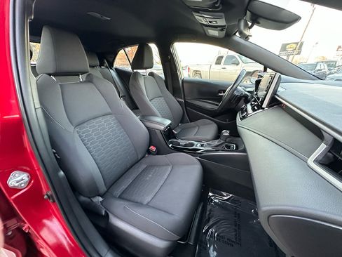Used 2022 Toyota Corolla SE image 11