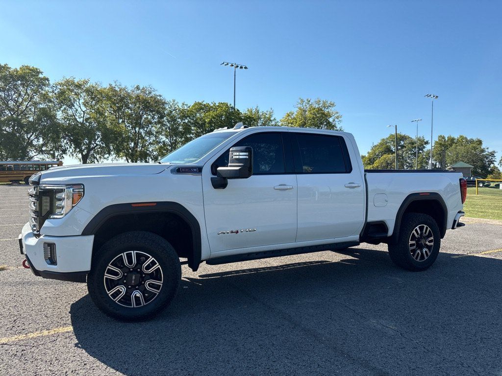 Used 2021 GMC Sierra 2500 AT4 w/ AT4 Premium Plus Package AWD/4WD image 2