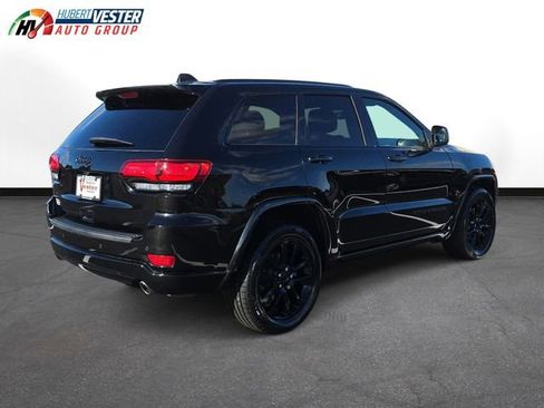 Used 2020 Jeep Grand Cherokee Altitude image 8