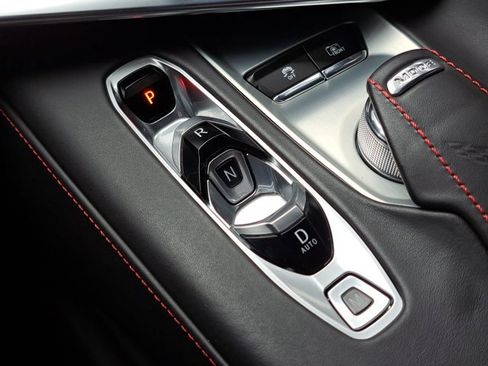 Used 2022 Chevrolet Corvette Stingray Premium Conv w/ Z51 Performance Package image 29