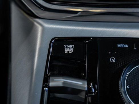 Used 2025 BMW X3 xDrive30i w/ M Sport Package image 26