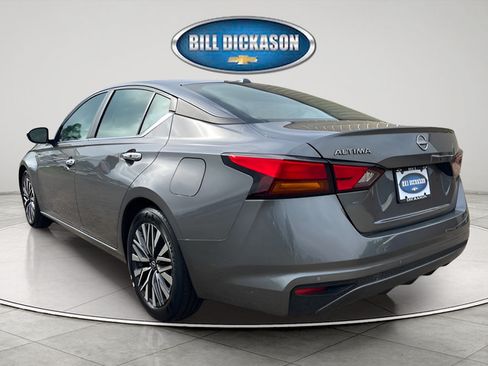 Used 2025 Nissan Altima 2.5 SV FWD image 5