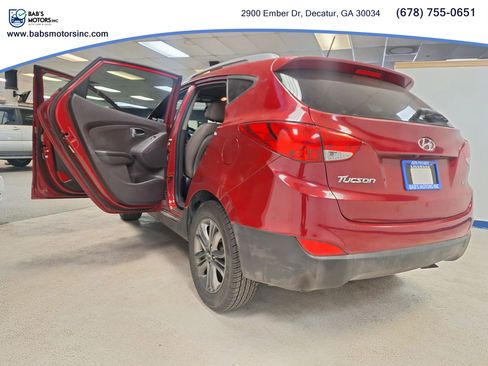 Used 2014 Hyundai Tucson SE image 12