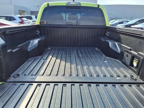 Used 2023 Toyota Tacoma TRD Off-Road image 19