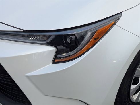 Used 2024 Toyota Corolla LE image 11