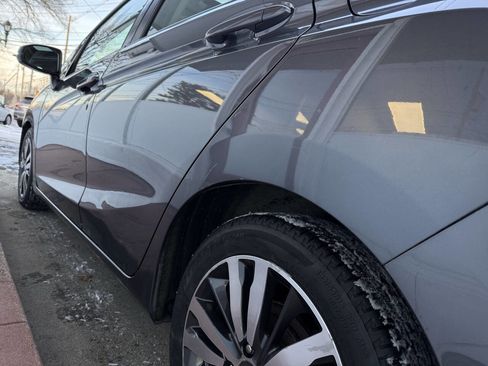 Used 2015 Honda Fit EX image 30