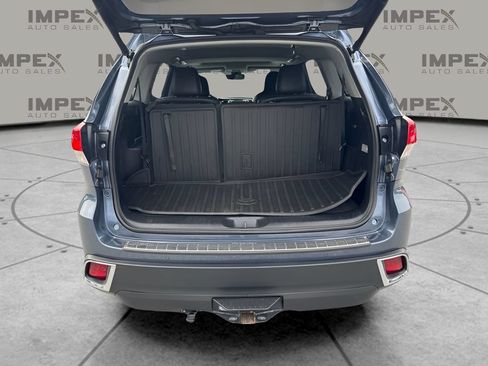 Used 2018 Toyota Highlander Limited AWD/4WD image 22