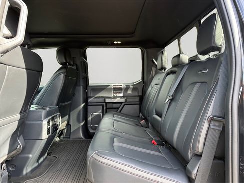 Used 2022 Ford F250 Platinum w/ FX4 Off-Road Package image 15