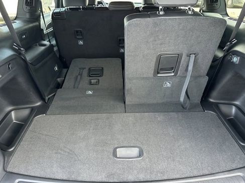 New 2025 Jeep Grand Cherokee L Limited w/ Black Appearance Package image 18