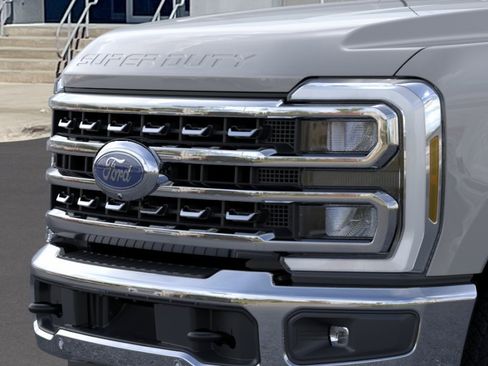 Used 2026 Ford F250 Lariat AWD/4WD image 17
