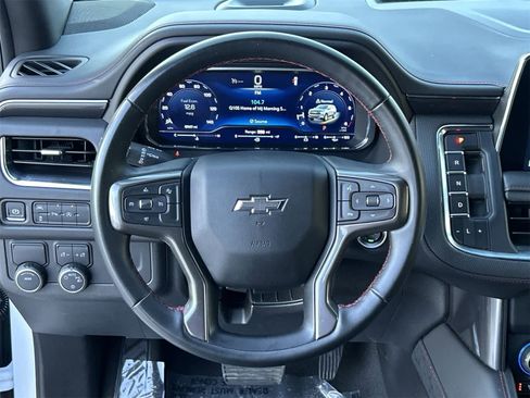 Used 2024 Chevrolet Suburban RST image 15