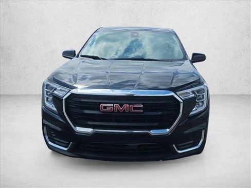 Used 2022 GMC Terrain SLE FWD image 3