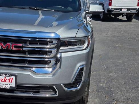 Certified 2023 GMC Acadia SLE image 3