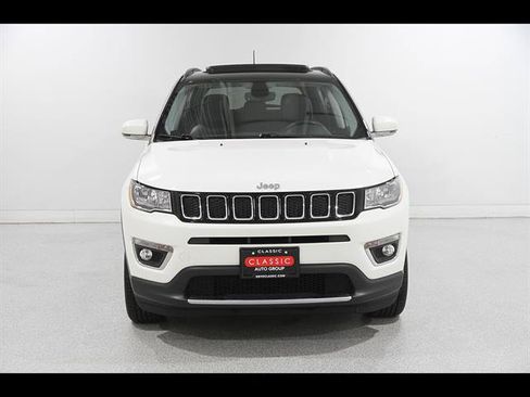 Used 2019 Jeep Compass Limited AWD/4WD image 2
