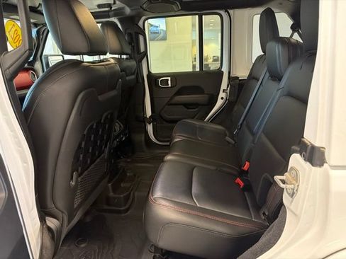 Used 2021 Jeep Wrangler Unlimited Rubicon AWD/4WD image 15