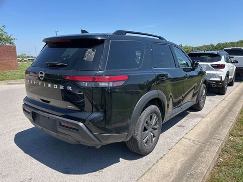 Used 2025 Nissan Pathfinder SV AWD/4WD image 3