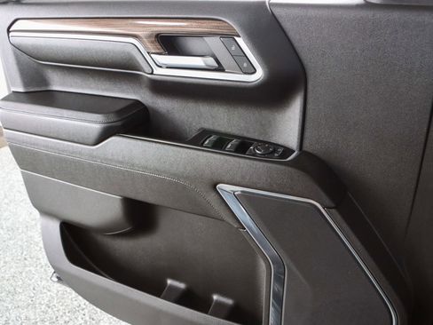 Used 2023 Chevrolet Silverado 1500 LT Trail Boss w/ Protection Package image 23