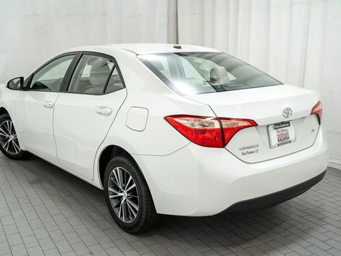 Used 2017 Toyota Corolla LE image 3