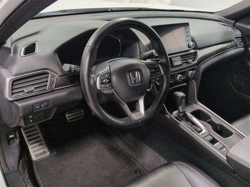 Used 2022 Honda Accord Sport image 10
