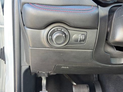 Used 2024 Dodge Durango GT image 16