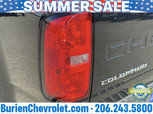 Used 2021 Chevrolet Colorado ZR2 AWD/4WD image 37