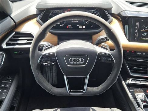 Used 2023 Audi e-tron GT Prestige w/ Prestige Package AWD/4WD image 18