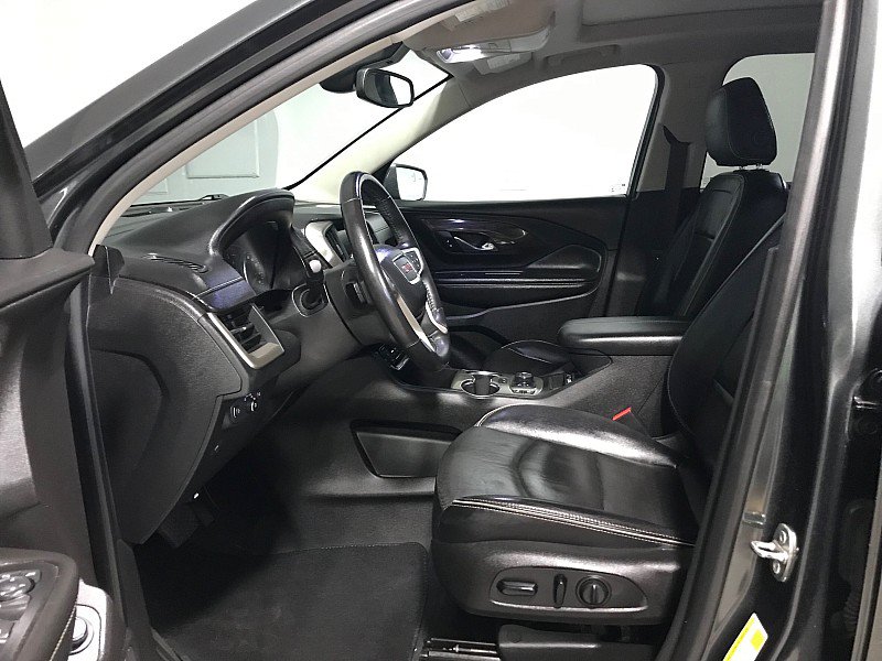 Used 2018 GMC Terrain Denali w/ Advanced Safety Package AWD/4WD image 10