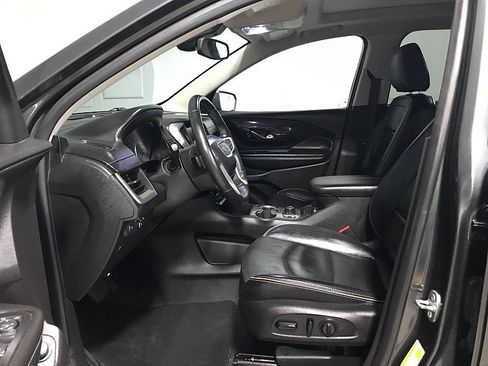 Used 2018 GMC Terrain Denali w/ Advanced Safety Package AWD/4WD image 10